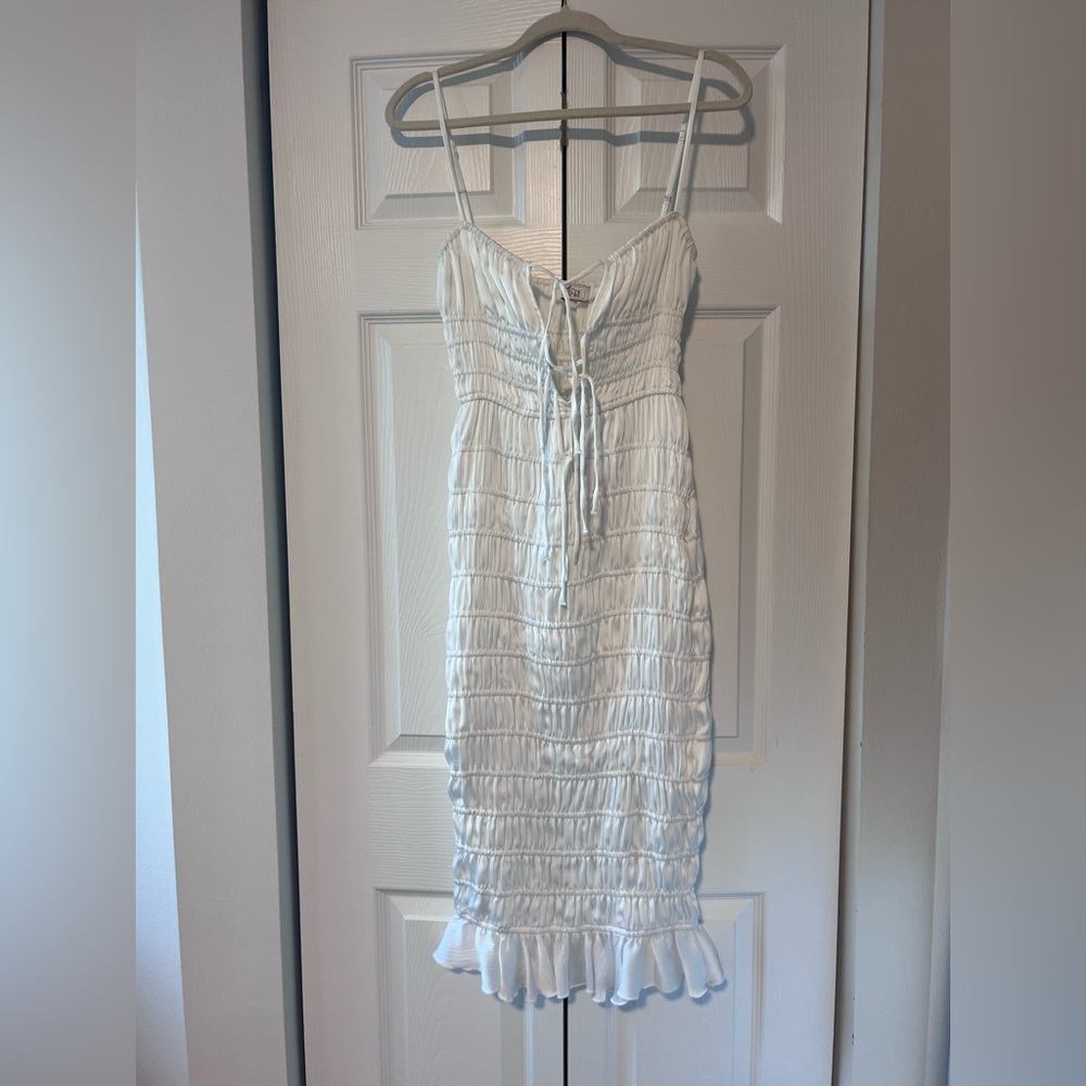 Move out sale: Oh Polly White Ruched Dress